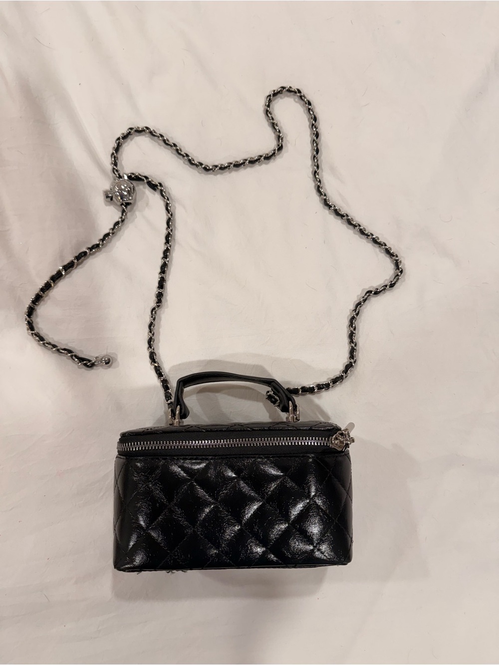 Black Quilted Chain Crossbody Bag - Unbranded